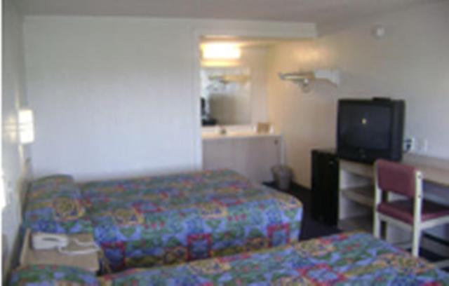 Motel Beechmont Cincinnati South-East Cherry Grove Room photo